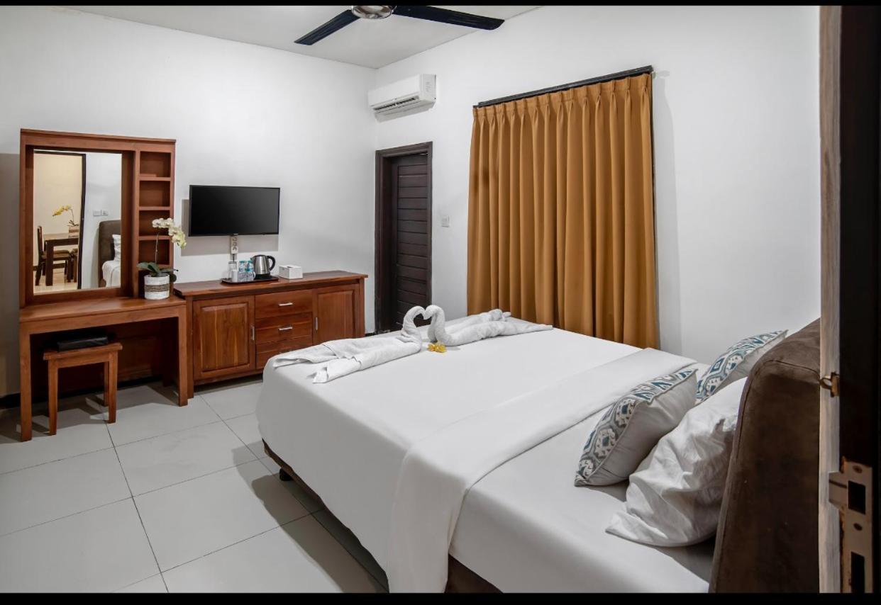 Pondok Arya Kuta Villas By Kamara Exterior photo