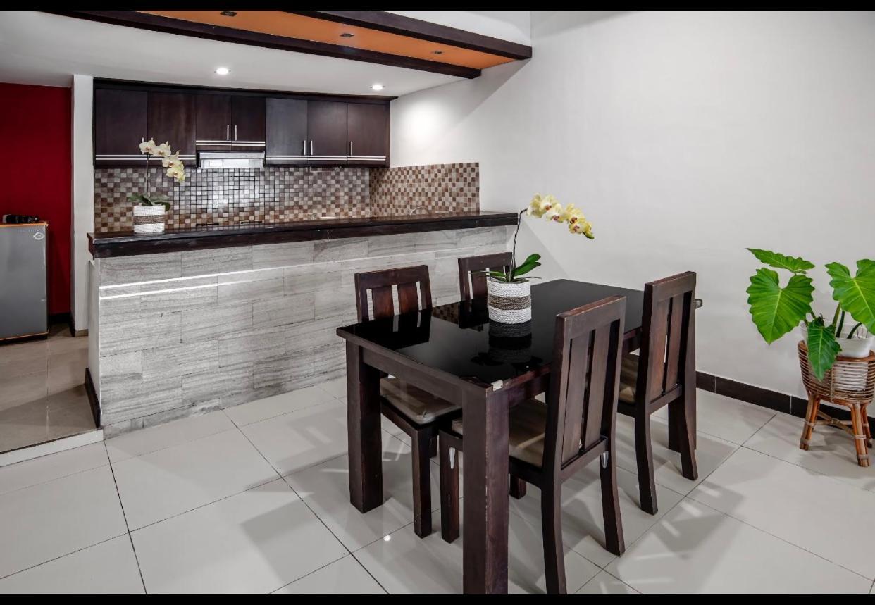 Pondok Arya Kuta Villas By Kamara Exterior photo
